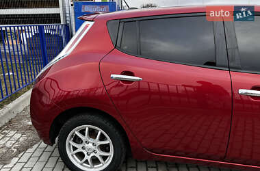 Хетчбек Nissan Leaf 2013 в Ковелі