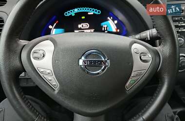 Хетчбек Nissan Leaf 2014 в Ніжині