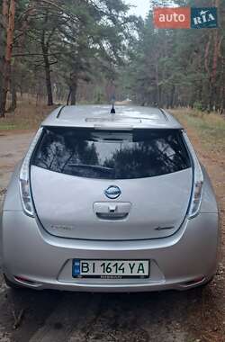 Хетчбек Nissan Leaf 2012 в Кременчуці