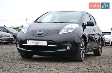 Хэтчбек Nissan Leaf 2015 в 