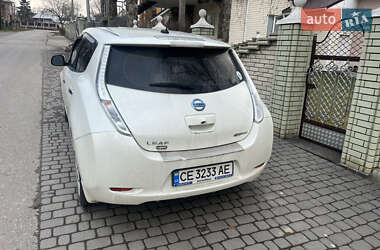 Хетчбек Nissan Leaf 2015 в Волоці