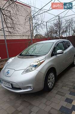 Хетчбек Nissan Leaf 2014 в Вознесенську