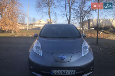 Хетчбек Nissan Leaf 2014 в Первомайську