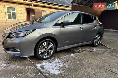 Хетчбек Nissan Leaf 2019 в Черкасах