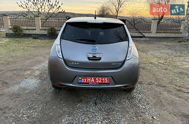 Хетчбек Nissan Leaf 2015 в Луцьку