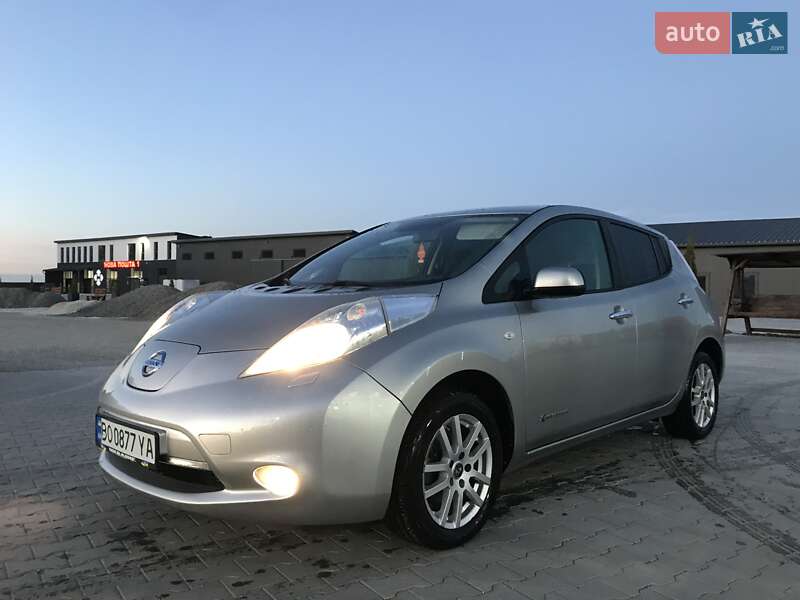 Хетчбек Nissan Leaf 2015 в Тернополі