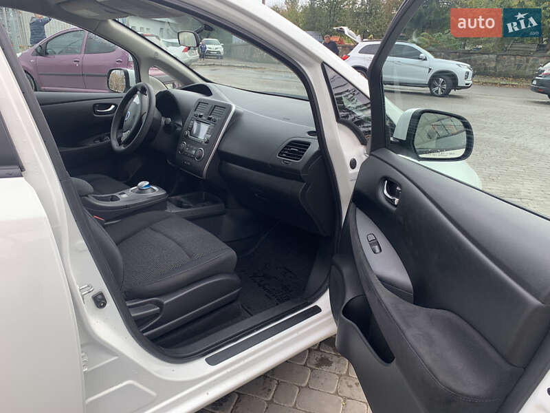 Хетчбек Nissan Leaf 2016 в Львові