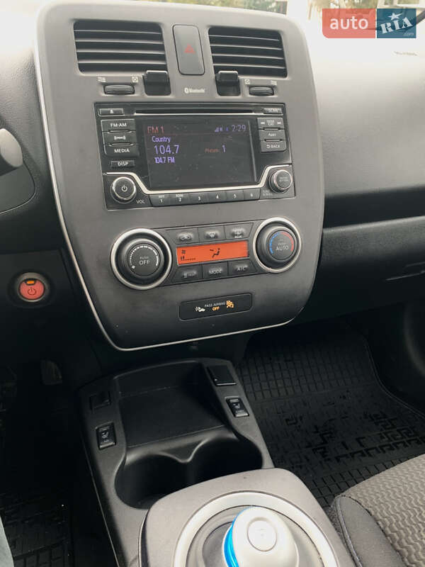 Хетчбек Nissan Leaf 2016 в Львові