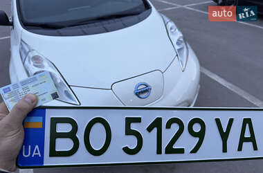 Хетчбек Nissan Leaf 2015 в Тернополі