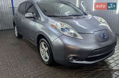 Хетчбек Nissan Leaf 2014 в Черкасах