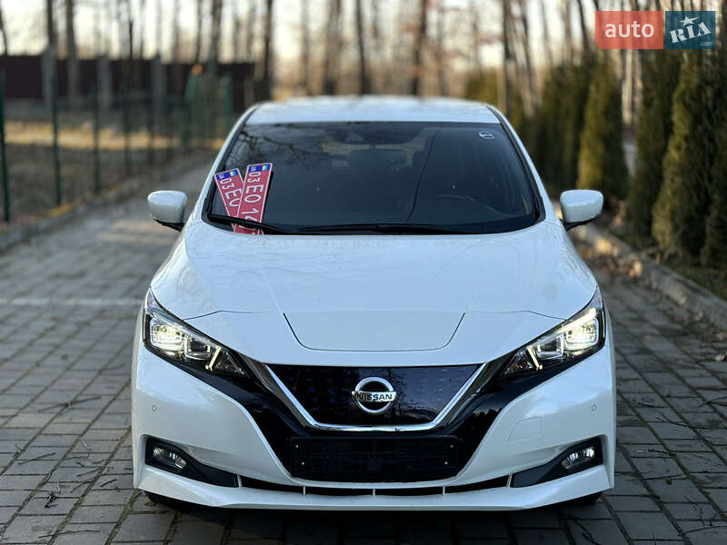 Хэтчбек Nissan Leaf 2019 в Дрогобыче