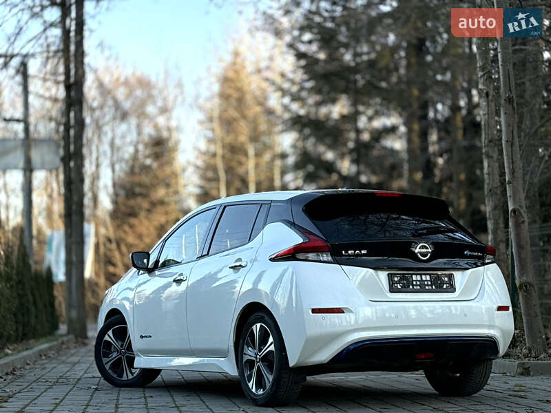 Хэтчбек Nissan Leaf 2019 в Дрогобыче