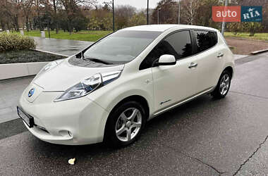 Хэтчбек Nissan Leaf 2012 в Одессе