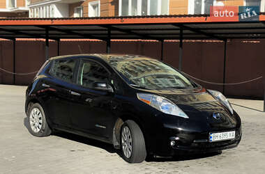 Хэтчбек Nissan Leaf 2016 в Одессе