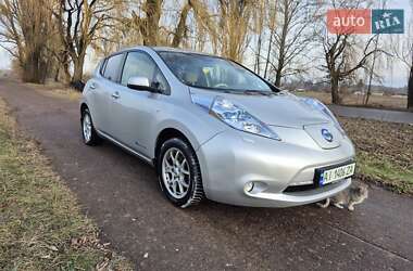 Хетчбек Nissan Leaf 2012 в Бишеві