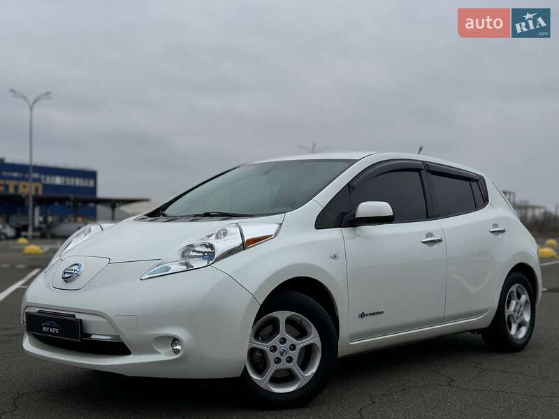 Хетчбек Nissan Leaf 2014 в Києві