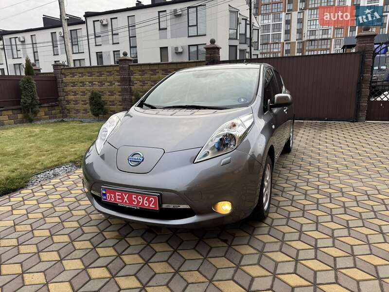 Хетчбек Nissan Leaf 2014 в Рівному