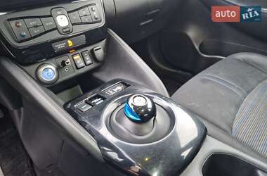 Хетчбек Nissan Leaf 2018 в 