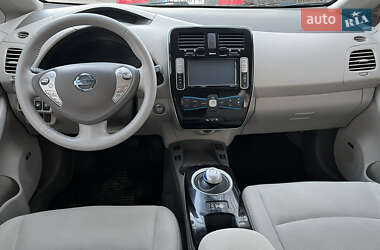 Хэтчбек Nissan Leaf 2013 в Днепре