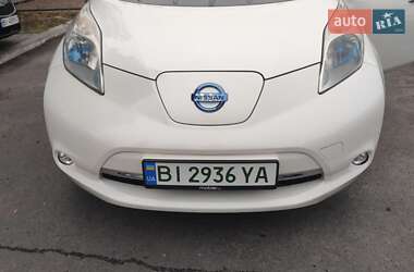 Хэтчбек Nissan Leaf 2013 в Кременчуге