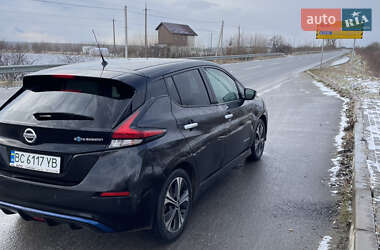 Хэтчбек Nissan Leaf 2018 в 