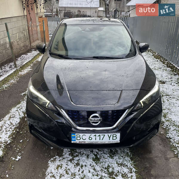 Хетчбек Nissan Leaf 2018 в Львові