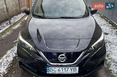 Хэтчбек Nissan Leaf 2018 в 