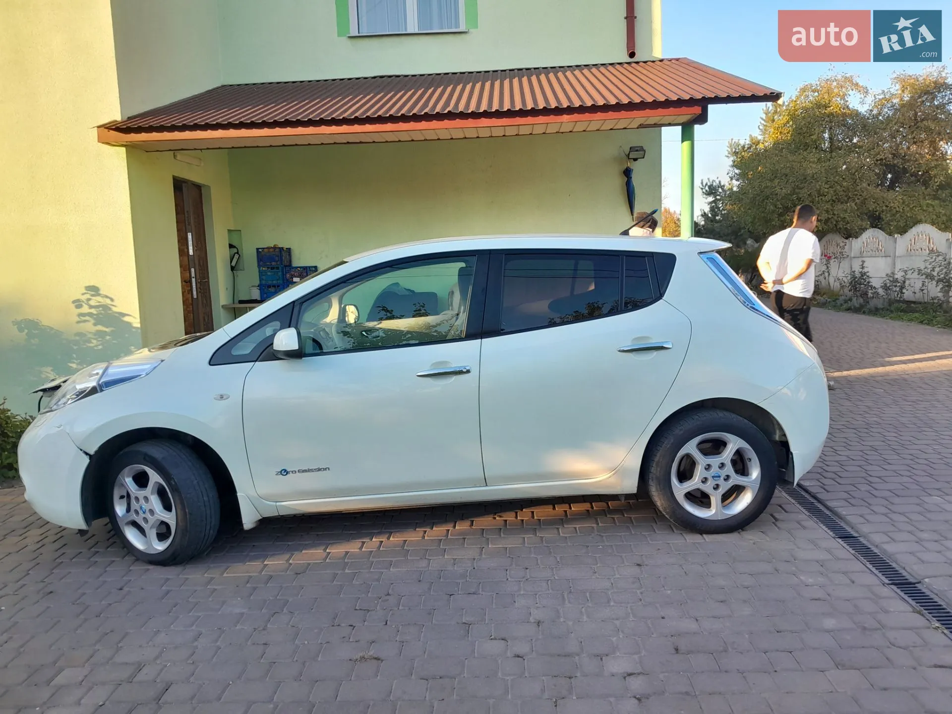 2012 Nissan Leaf - мініатюра 11
