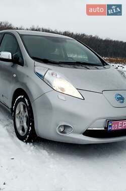 Хэтчбек Nissan Leaf 2014 в Луцке