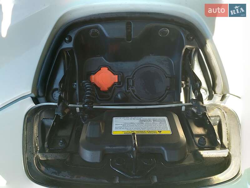 Хетчбек Nissan Leaf 2014 в Кременчуці фото 8 Хетчбек Nissan Leaf 2014 в Кременчуці