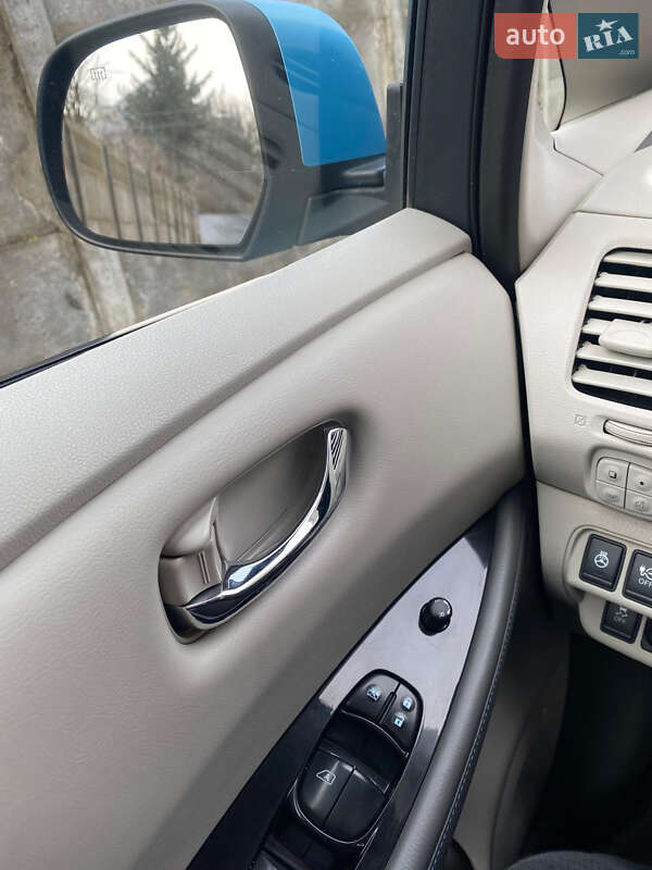 Хетчбек Nissan Leaf 2015 в Броварах фото 20 Хетчбек Nissan Leaf 2015 в Броварах