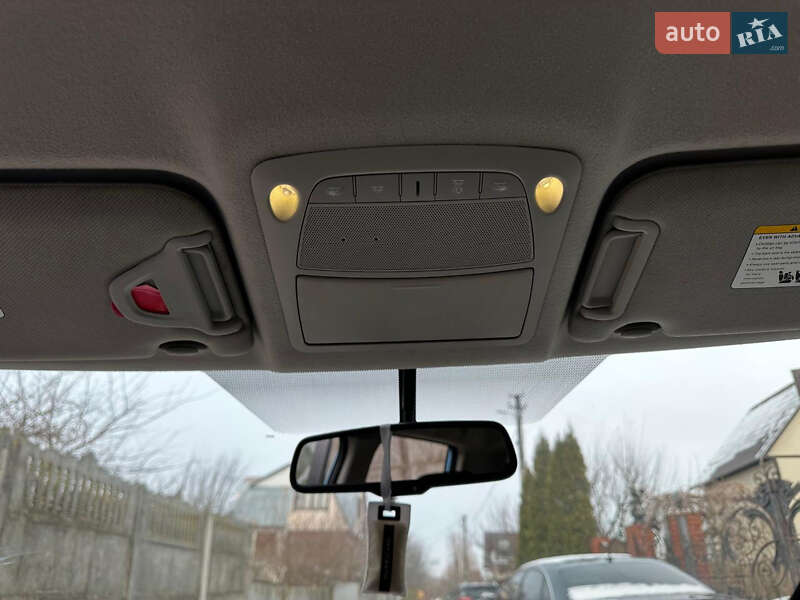 Хетчбек Nissan Leaf 2015 в Броварах фото 32 Хетчбек Nissan Leaf 2015 в Броварах