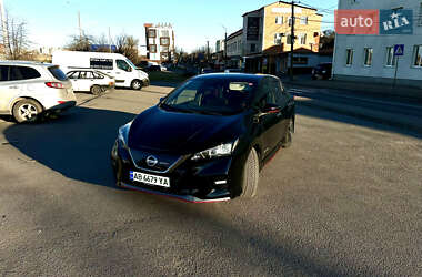 Хэтчбек Nissan Leaf 2018 в 