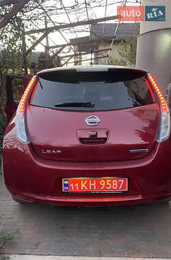 Хетчбек Nissan Leaf 2014 в Полтаві