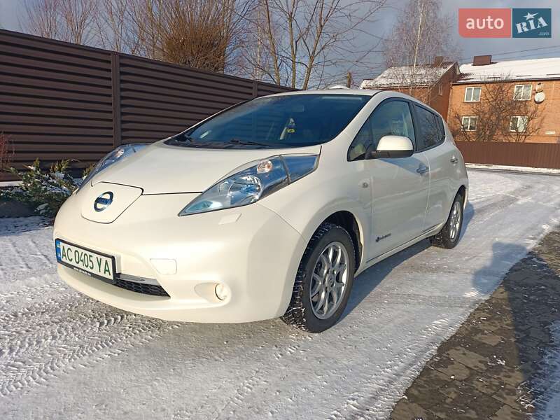 Хетчбек Nissan Leaf 2014 в Луцьку
