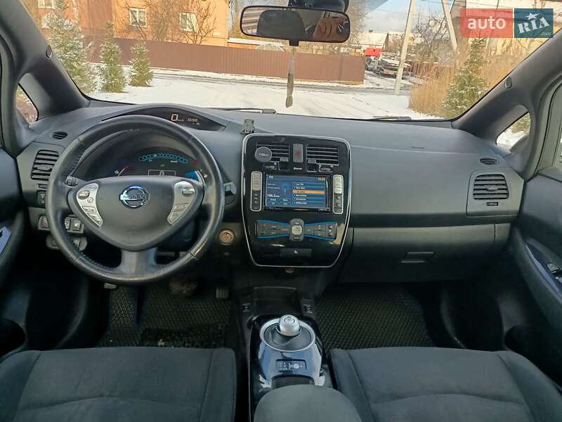 Хетчбек Nissan Leaf 2014 в Луцьку