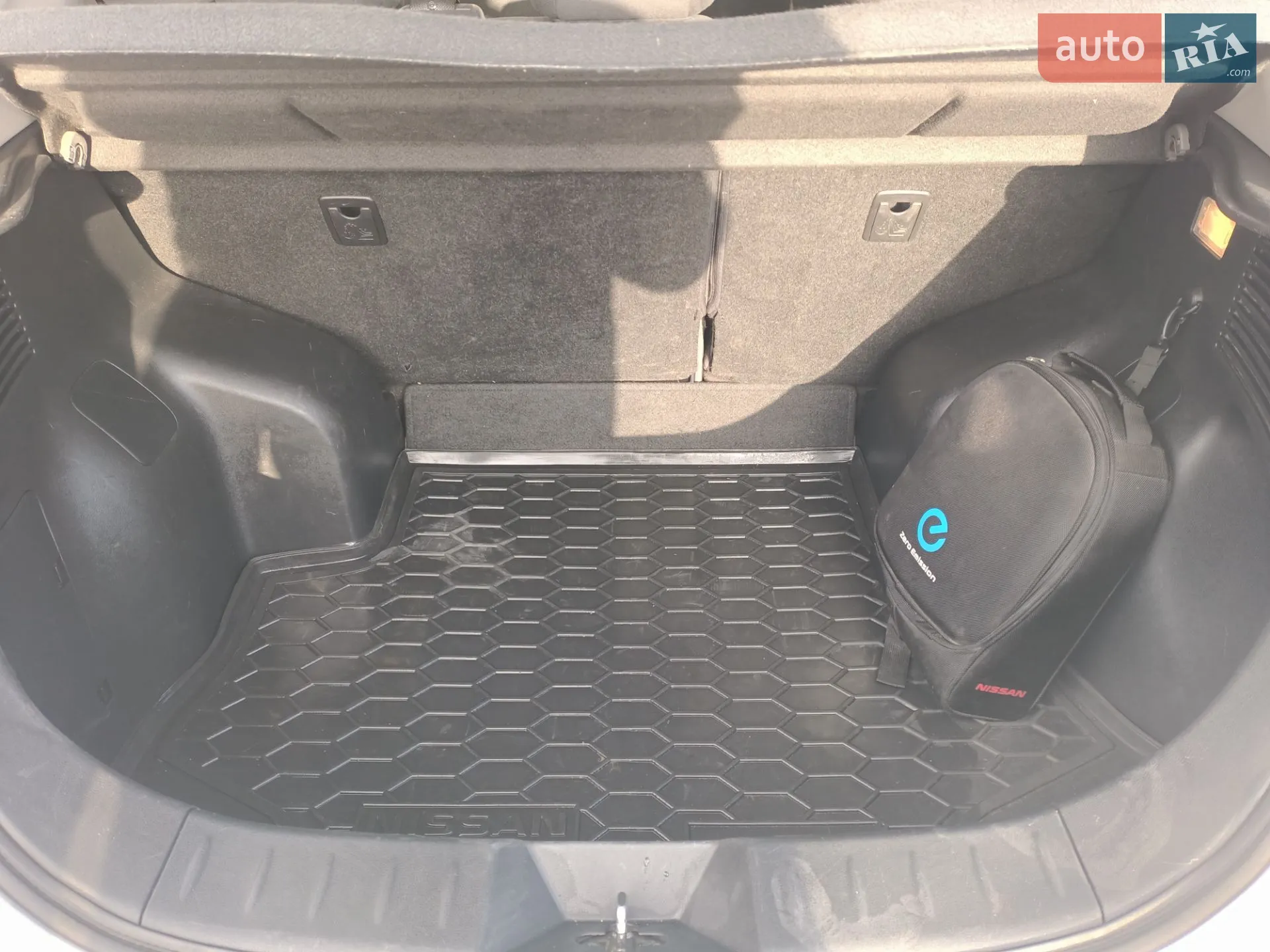 2014 Nissan Leaf - мініатюра 20