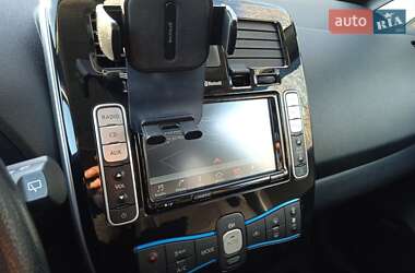 Хэтчбек Nissan Leaf 2017 в 