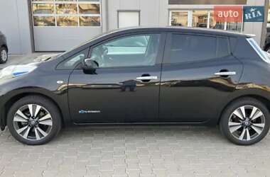 Хэтчбек Nissan Leaf 2015 в Киеве