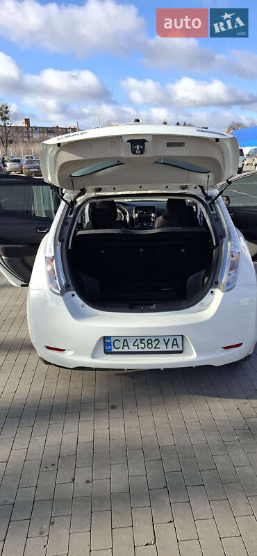 Хэтчбек Nissan Leaf 2016 в Умани фото 7 Хэтчбек Nissan Leaf 2016 в Умани