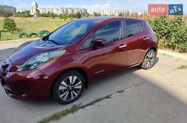 Хетчбек Nissan Leaf 2016 в Херсоні