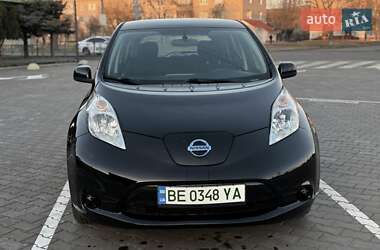 Хетчбек Nissan Leaf 2014 в 