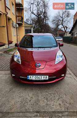 Хэтчбек Nissan Leaf 2013 в Ивано-Франковске