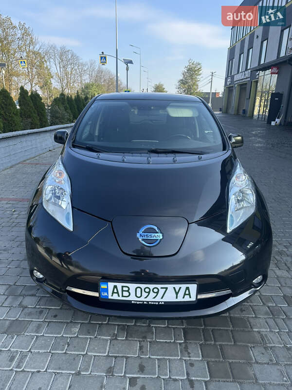 Хэтчбек Nissan Leaf 2015 в Виннице