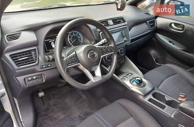 Хэтчбек Nissan Leaf 2018 в 