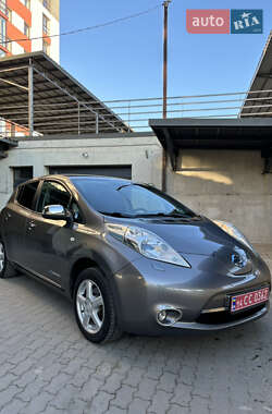 Хетчбек Nissan Leaf 2014 в Дрогобичі