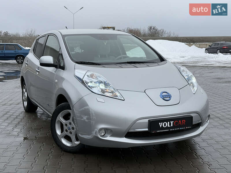 Хетчбек Nissan Leaf 2012 в Володимирі