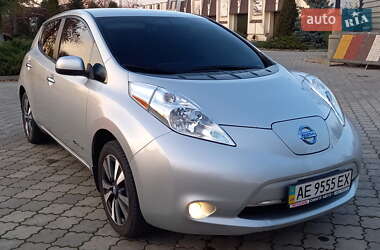 Хэтчбек Nissan Leaf 2016 в Павлограде