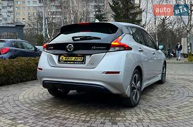 Хэтчбек Nissan Leaf 2018 в 
