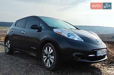Хэтчбек Nissan Leaf 2014 в 